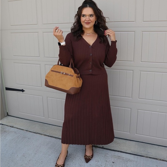 a new day Dresses & Skirts - A New Day Size XL Brown Ribbed Midi Skirt